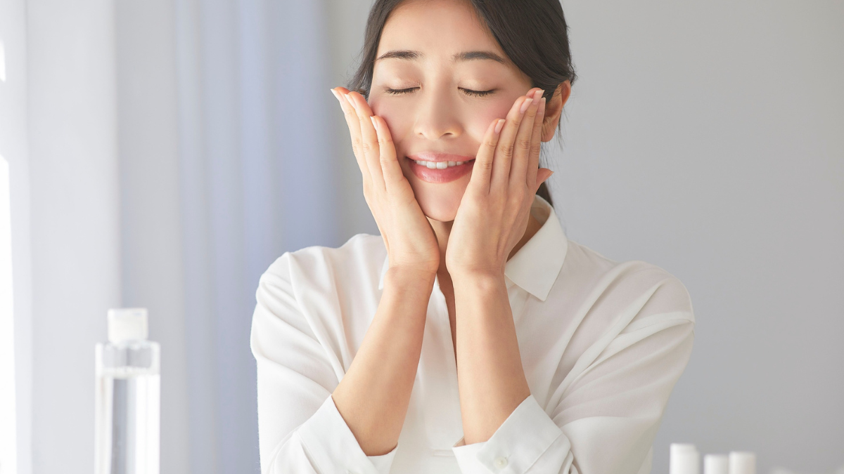 Niacinamide: the vitamin that talks to your dna.