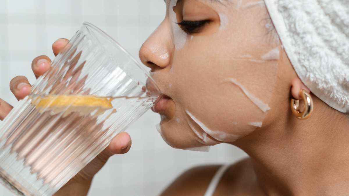 Seasonal skin shifts: how to reactivate hydration genes naturally