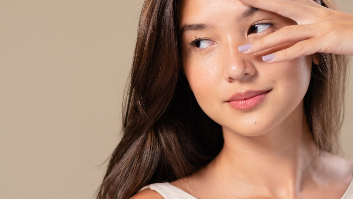 How retinoids gently repair your skin dna to glow inside