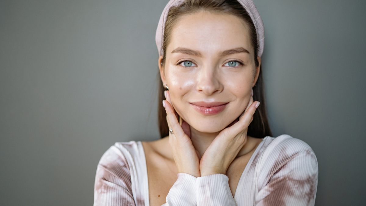 Face strap morning shed: puffy face fix or scam?